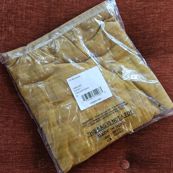 Free People Eva Set Crop Cami High Rise Wide Leg Ankle Length Pants Gold Med NWT - Picture 14 of 16